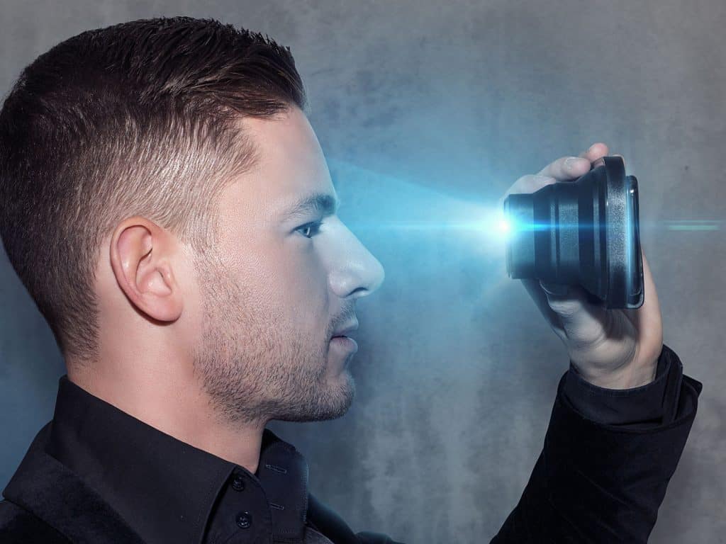 Andreas Axmann mit VR-Brille
